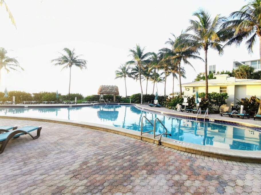 Luxury Stylish Oceanfront 2 Bedroom 2 Bathroom In Hollywood Fl Exterior foto