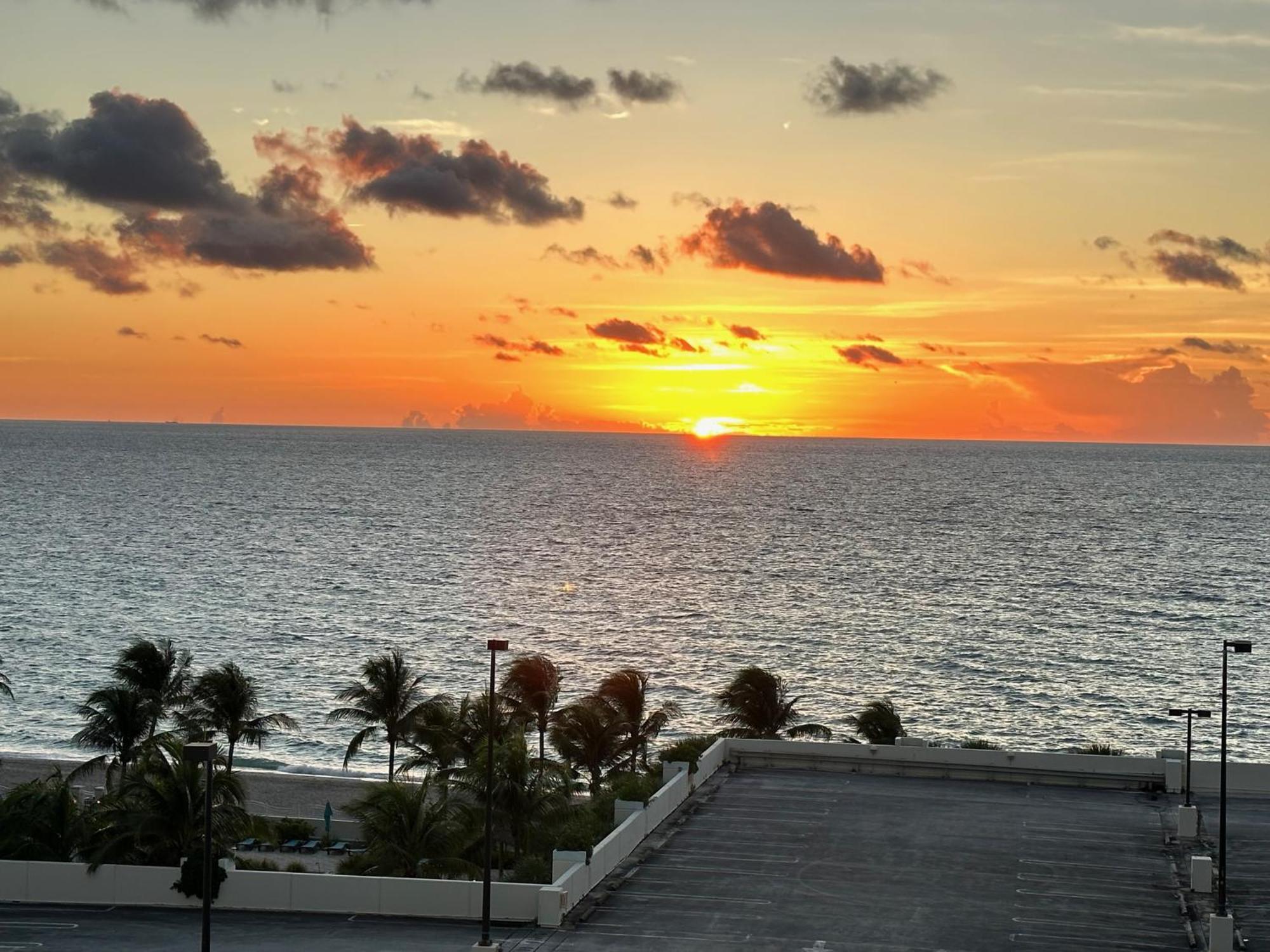 Luxury Stylish Oceanfront 2 Bedroom 2 Bathroom In Hollywood Fl Exterior foto
